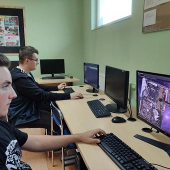 Zajęcia w technikum informatycznym