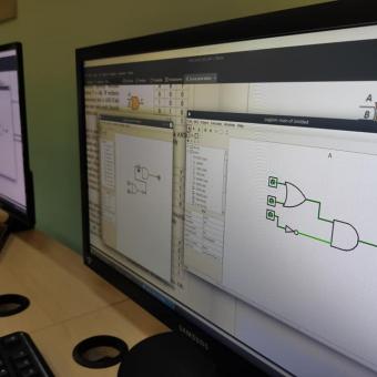 Zajęcia w technikum informatycznym